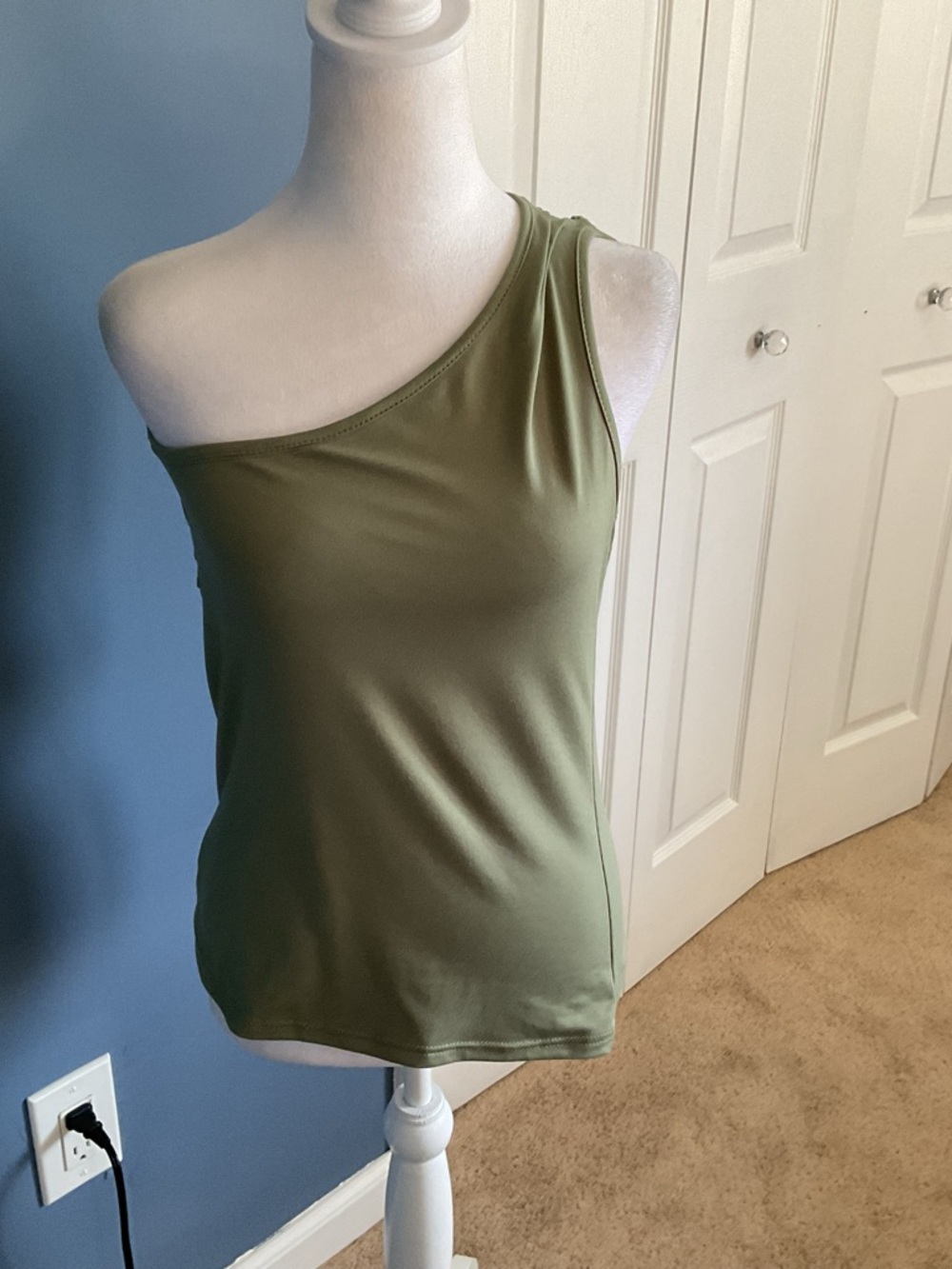 SHEIN Olive Green One-Shoulder Ruched Top - Picture 2 of 4